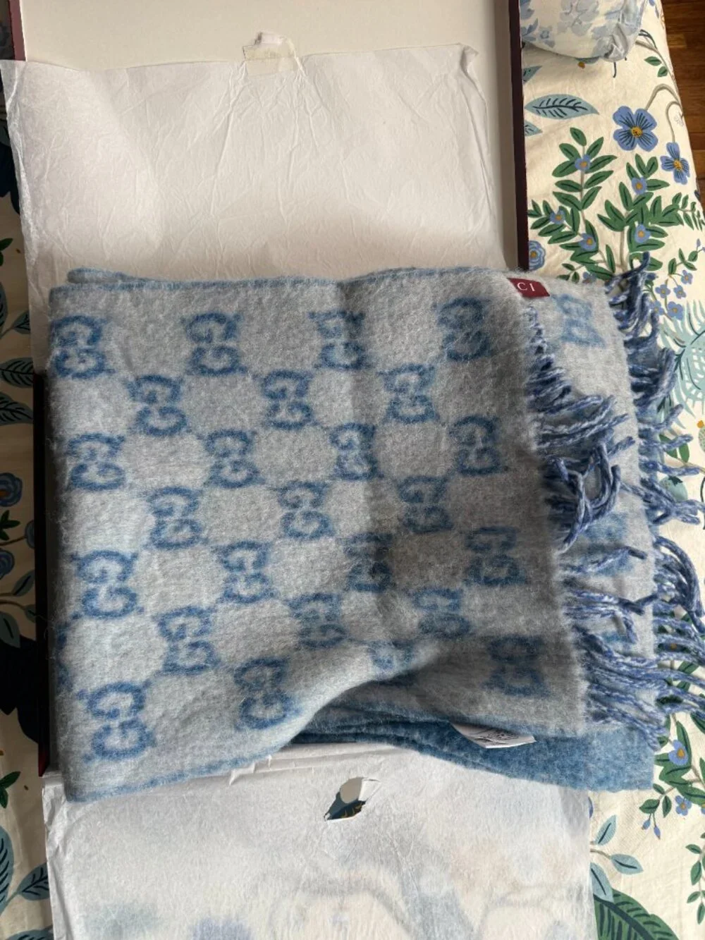 Gucci this scarf